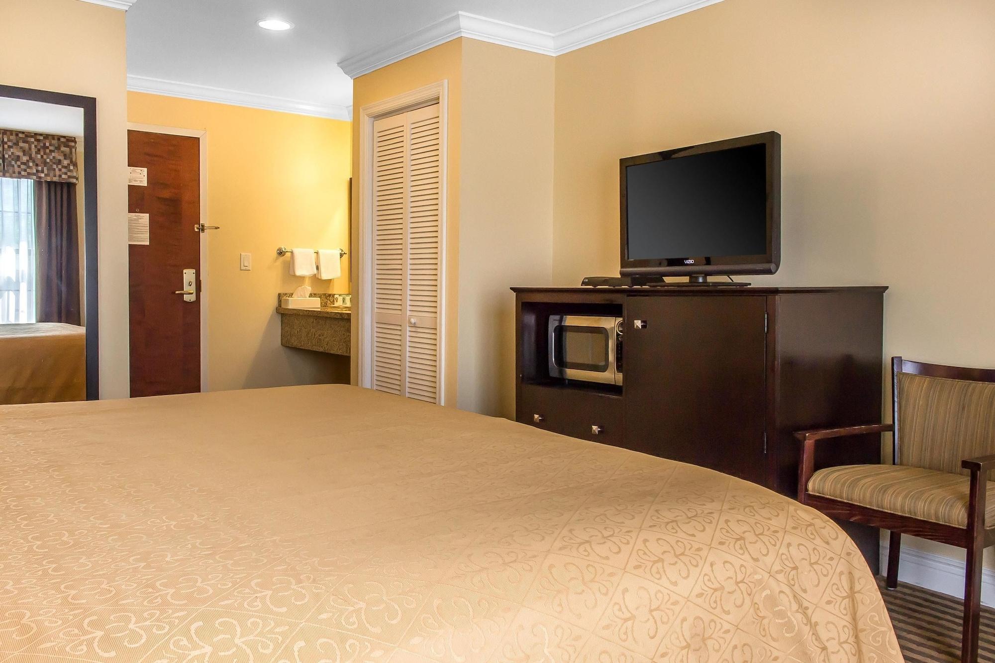 Quality Inn Near Mountain Creek Vernon Exterior foto